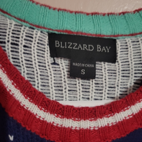 Stylish Deer Sweater - Multicolor - Picture 3 of 3